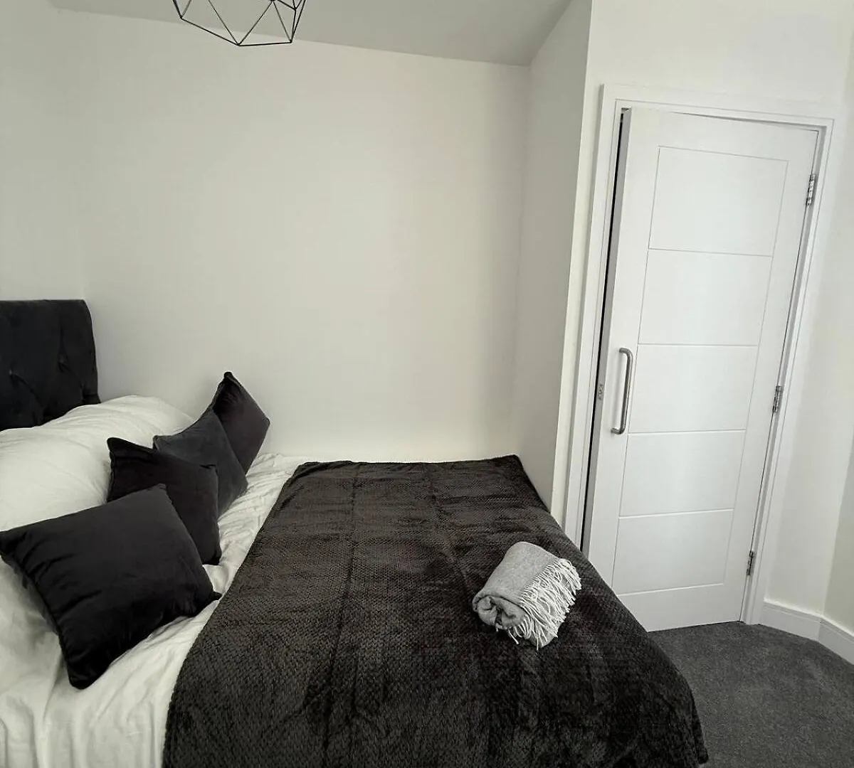 9 Mill Lane, Cardiff - Prime City Centre Апартаменты